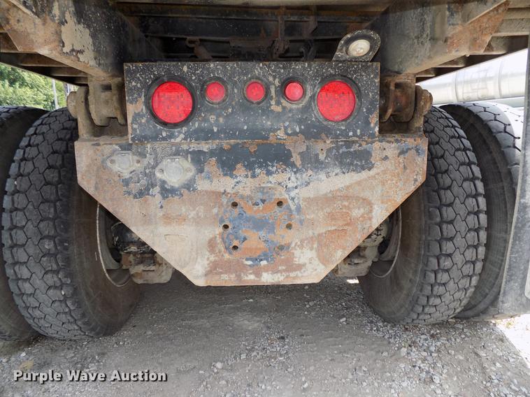 image for item DB8665 2004 Mack CV713 Granite dump truck