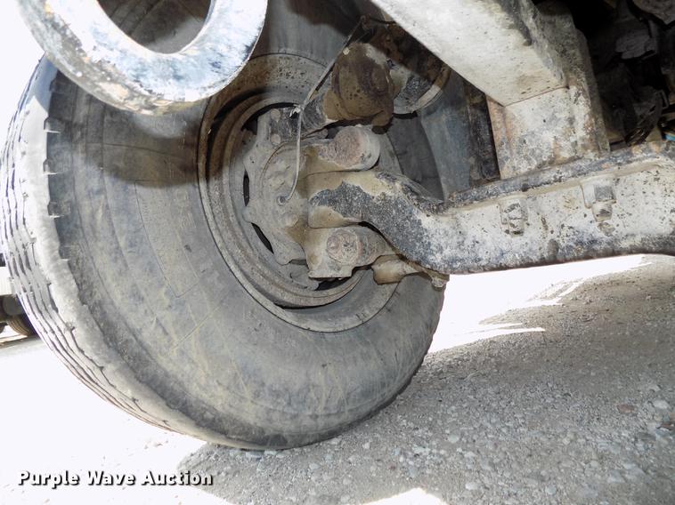 image for item DB8665 2004 Mack CV713 Granite dump truck