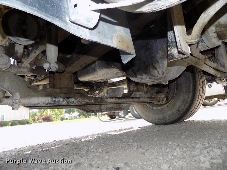 image for item DB8665 2004 Mack CV713 Granite dump truck