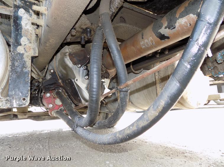 image for item DB8665 2004 Mack CV713 Granite dump truck