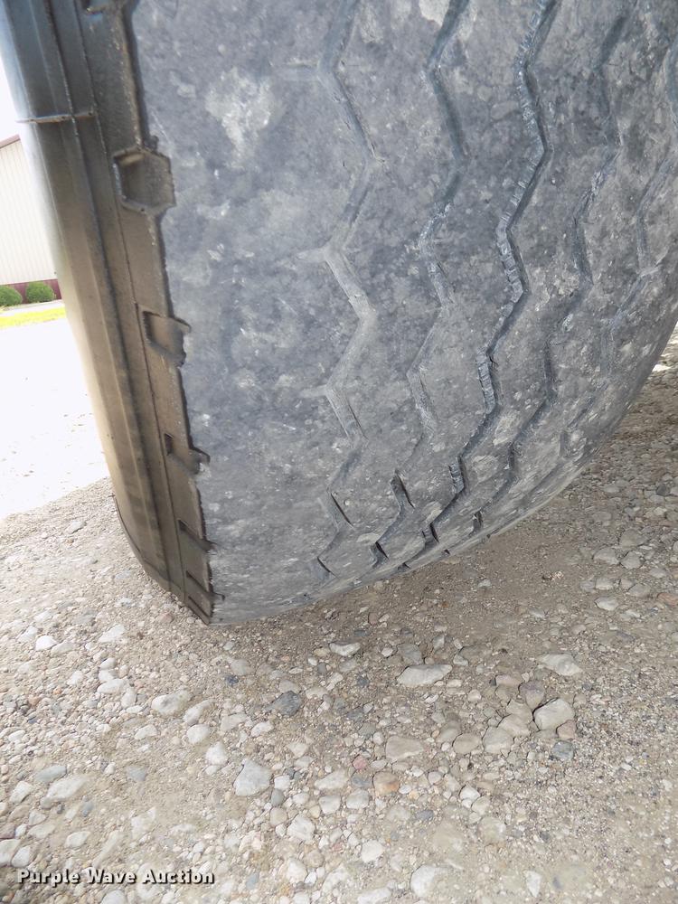 image for item DB8665 2004 Mack CV713 Granite dump truck