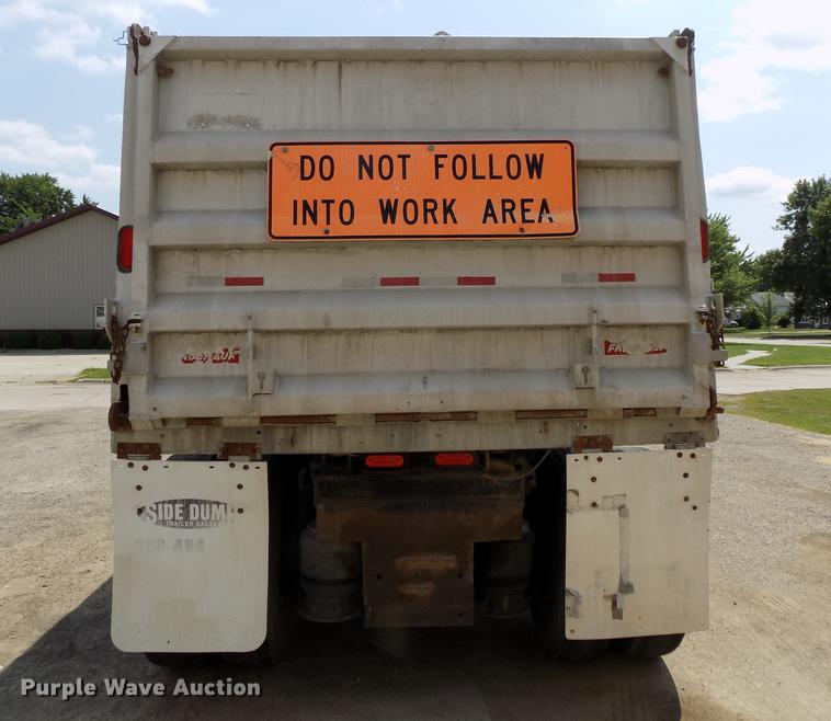 image for item DB8666 1998 Freightliner FLD120 dump truck