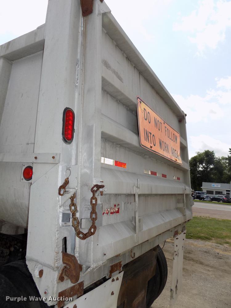 image for item DB8666 1998 Freightliner FLD120 dump truck