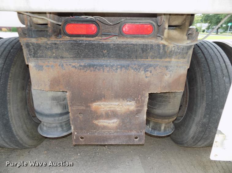 image for item DB8666 1998 Freightliner FLD120 dump truck