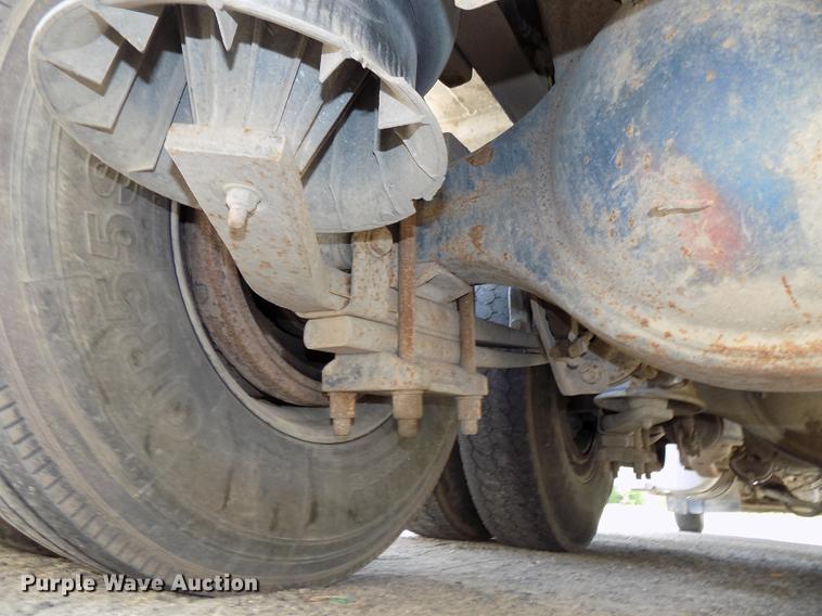 image for item DB8666 1998 Freightliner FLD120 dump truck