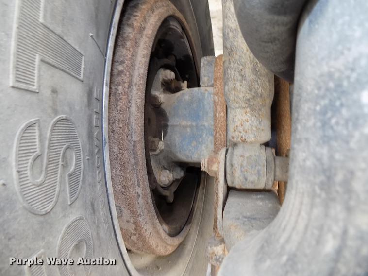 image for item DB8666 1998 Freightliner FLD120 dump truck