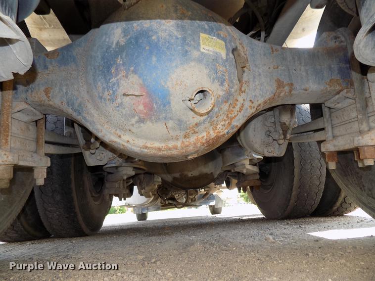 image for item DB8666 1998 Freightliner FLD120 dump truck