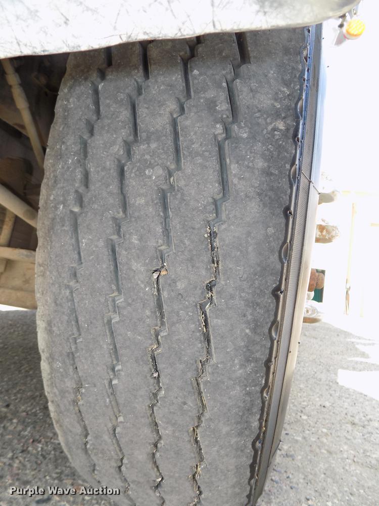 image for item DB8666 1998 Freightliner FLD120 dump truck