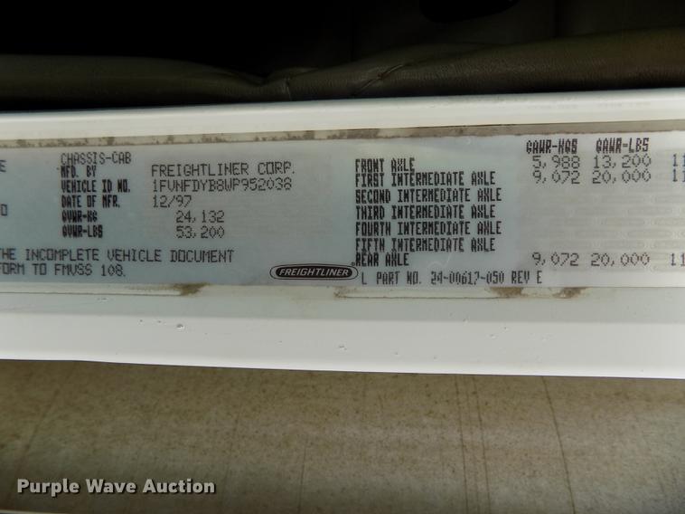 image for item DB8666 1998 Freightliner FLD120 dump truck