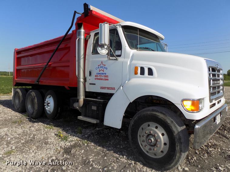 image for item DB8672 2000 Sterling dump truck