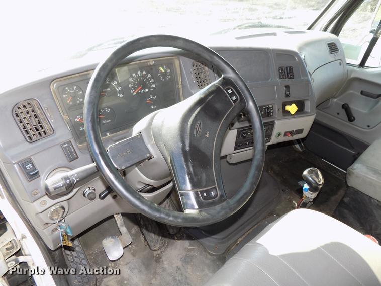 image for item DB8672 2000 Sterling dump truck