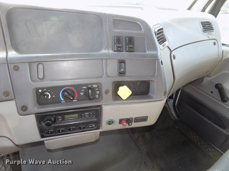 image for item DB8672 2000 Sterling dump truck