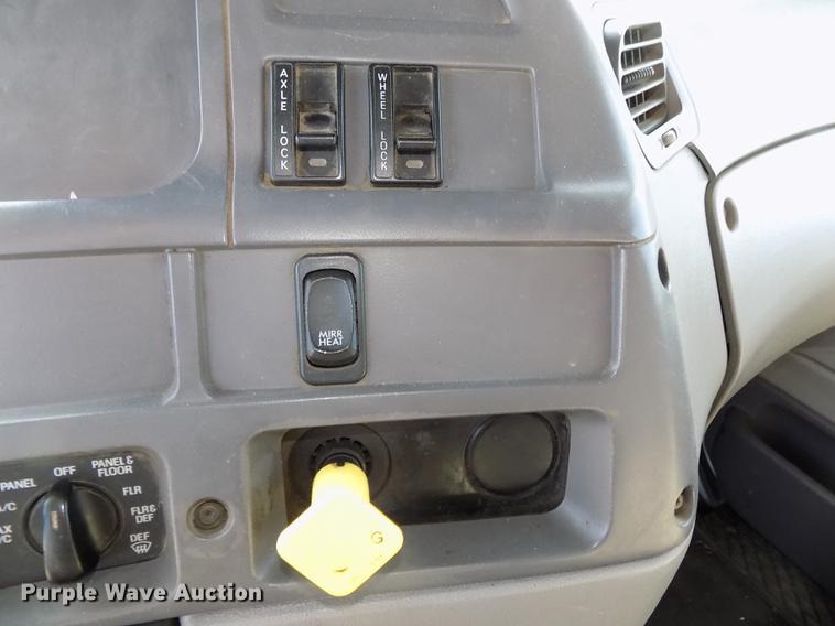 image for item DB8672 2000 Sterling dump truck