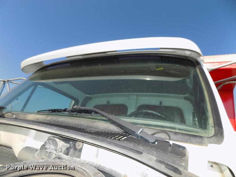 image for item DB8672 2000 Sterling dump truck