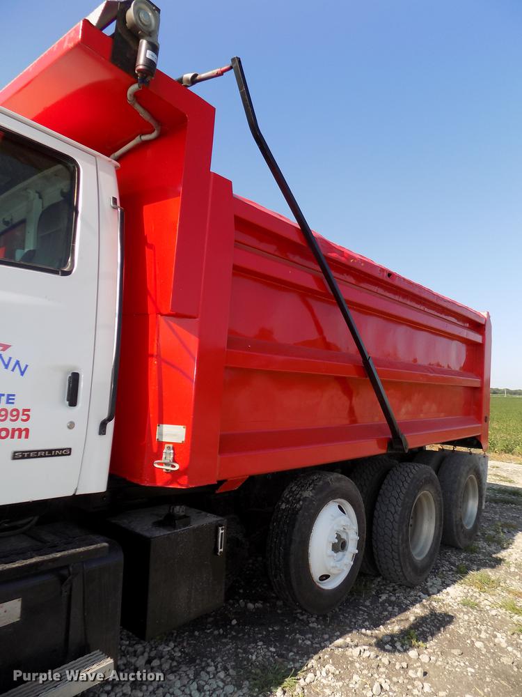 image for item DB8672 2000 Sterling dump truck