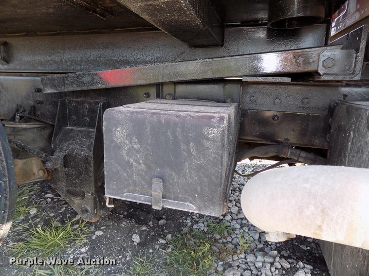 image for item DB8672 2000 Sterling dump truck