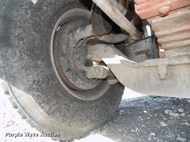 image for item DB8672 2000 Sterling dump truck