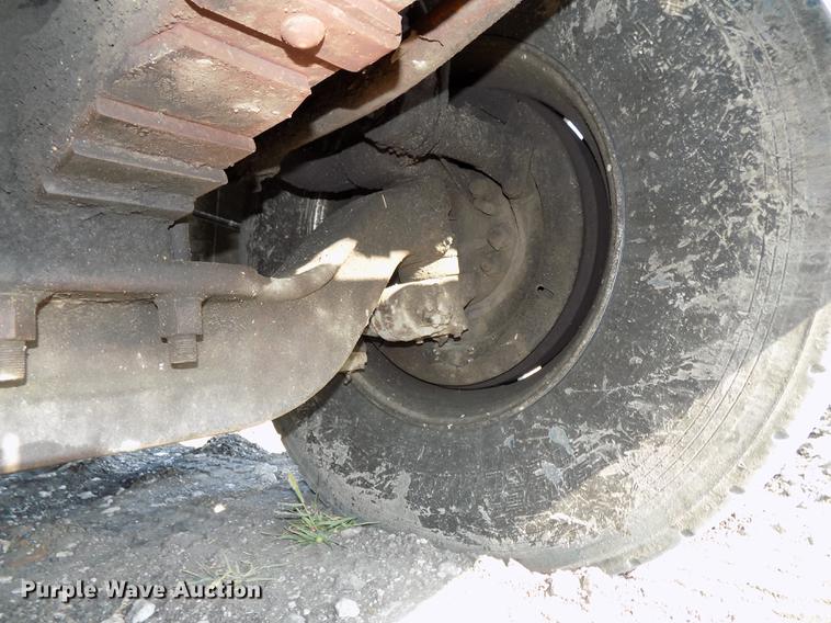 image for item DB8672 2000 Sterling dump truck