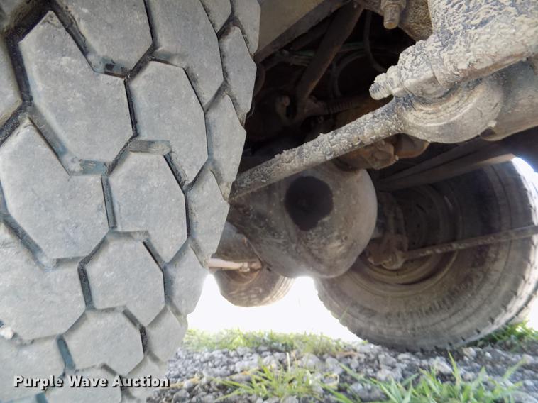 image for item DB8672 2000 Sterling dump truck