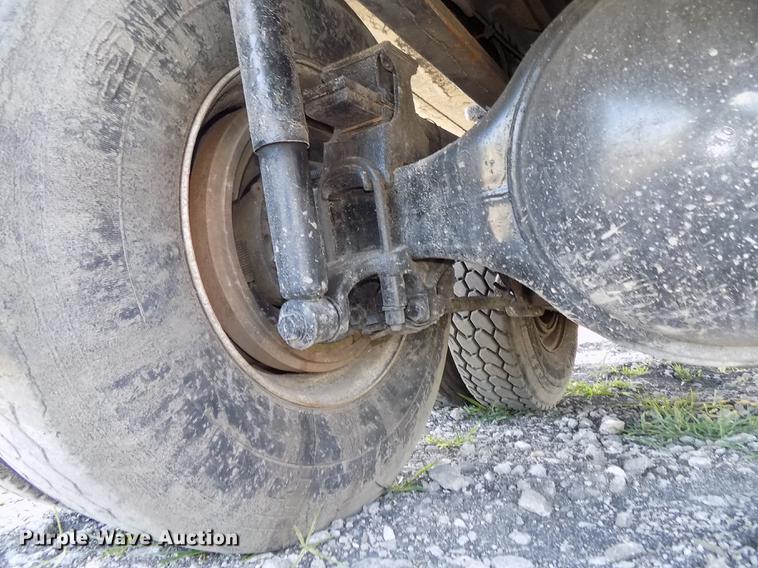 image for item DB8672 2000 Sterling dump truck