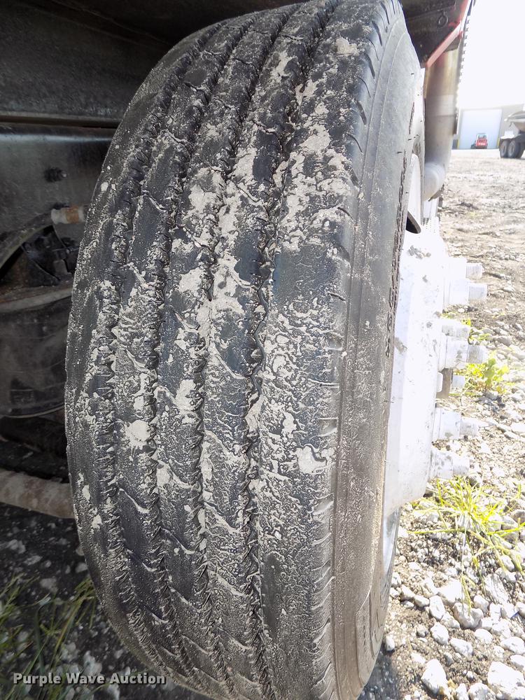 image for item DB8672 2000 Sterling dump truck