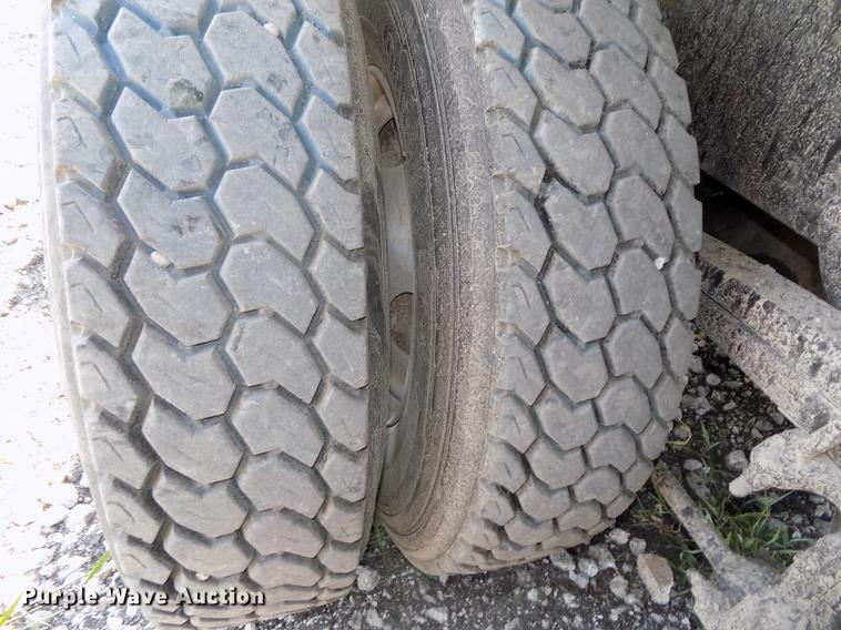 image for item DB8672 2000 Sterling dump truck