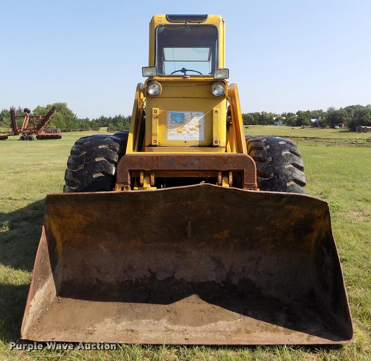 image for item DB9188 1975 Michigan 175A wheel loader