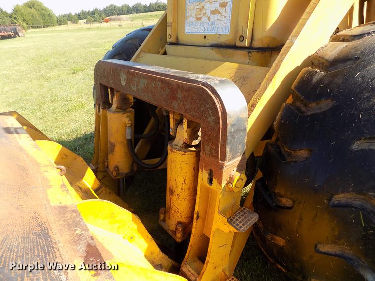 image for item DB9188 1975 Michigan 175A wheel loader