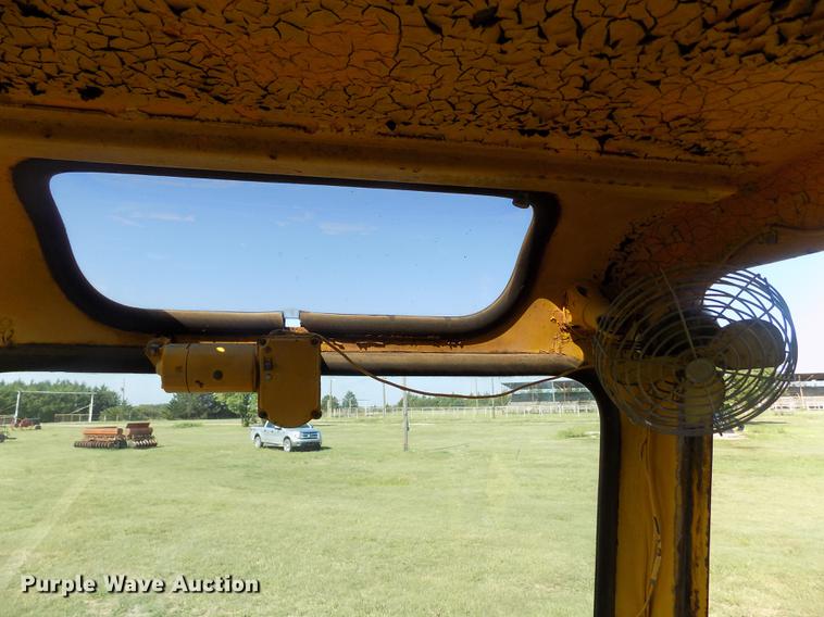 image for item DB9188 1975 Michigan 175A wheel loader