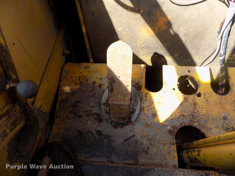 image for item DB9188 1975 Michigan 175A wheel loader