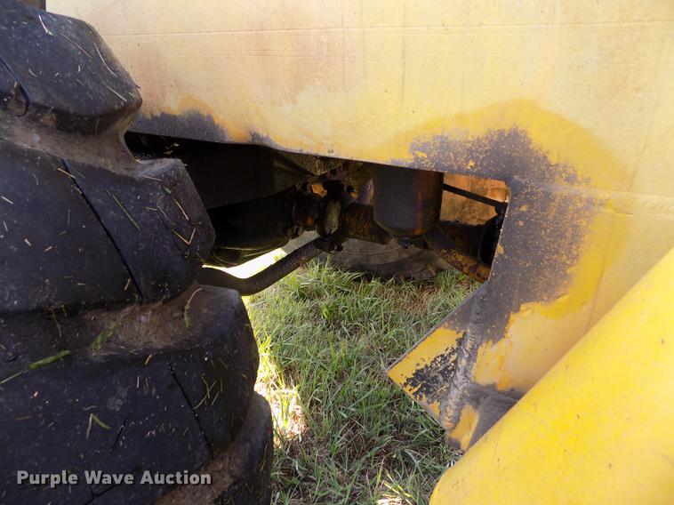 image for item DB9188 1975 Michigan 175A wheel loader