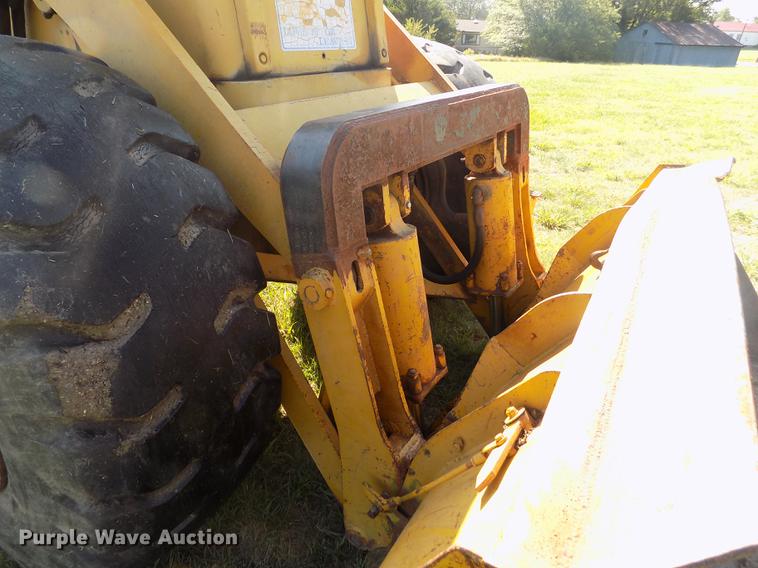image for item DB9188 1975 Michigan 175A wheel loader