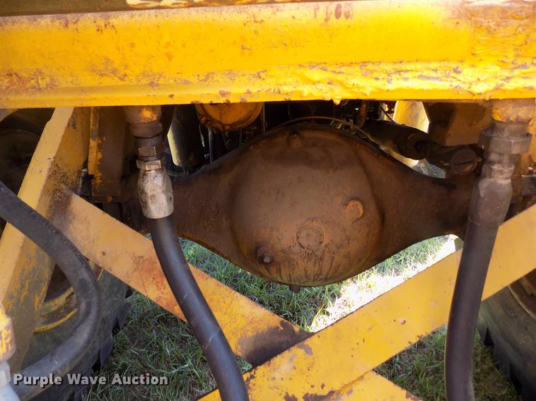 image for item DB9188 1975 Michigan 175A wheel loader