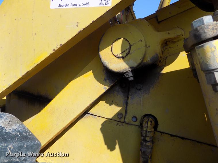 image for item DB9188 1975 Michigan 175A wheel loader