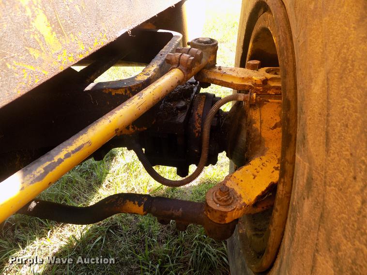 image for item DB9188 1975 Michigan 175A wheel loader