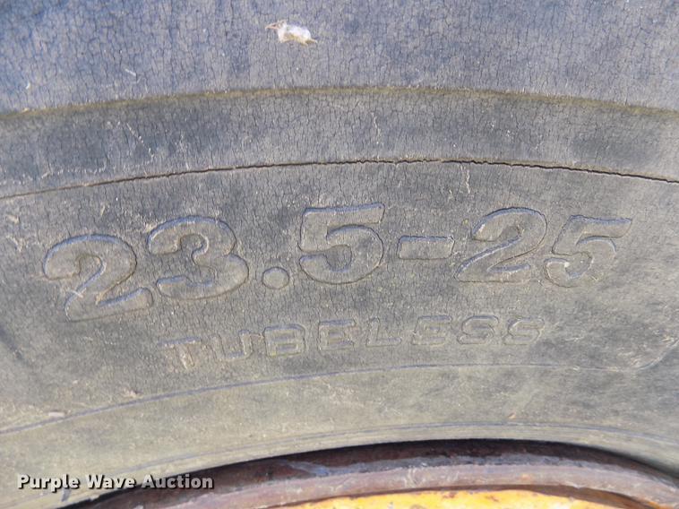 image for item DB9188 1975 Michigan 175A wheel loader