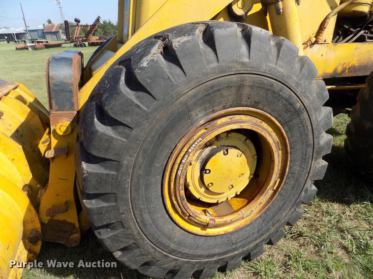 image for item DB9188 1975 Michigan 175A wheel loader