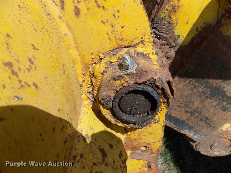 image for item DB9188 1975 Michigan 175A wheel loader