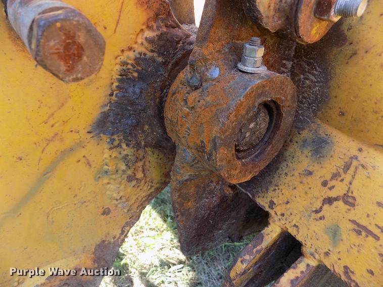 image for item DB9188 1975 Michigan 175A wheel loader