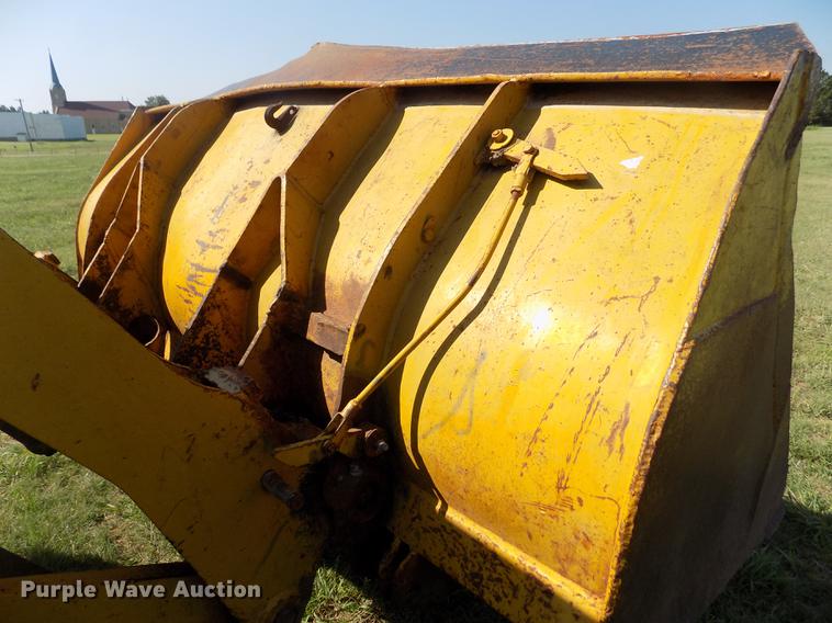 image for item DB9188 1975 Michigan 175A wheel loader