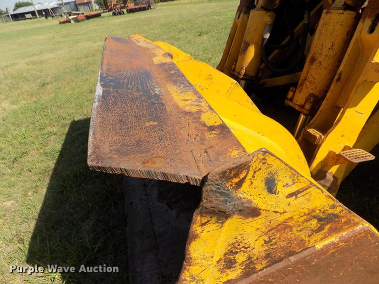 image for item DB9188 1975 Michigan 175A wheel loader