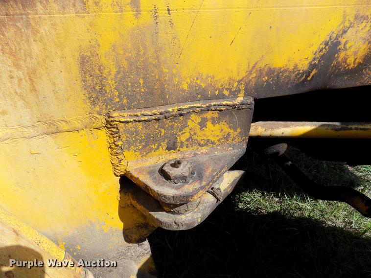 image for item DB9188 1975 Michigan 175A wheel loader