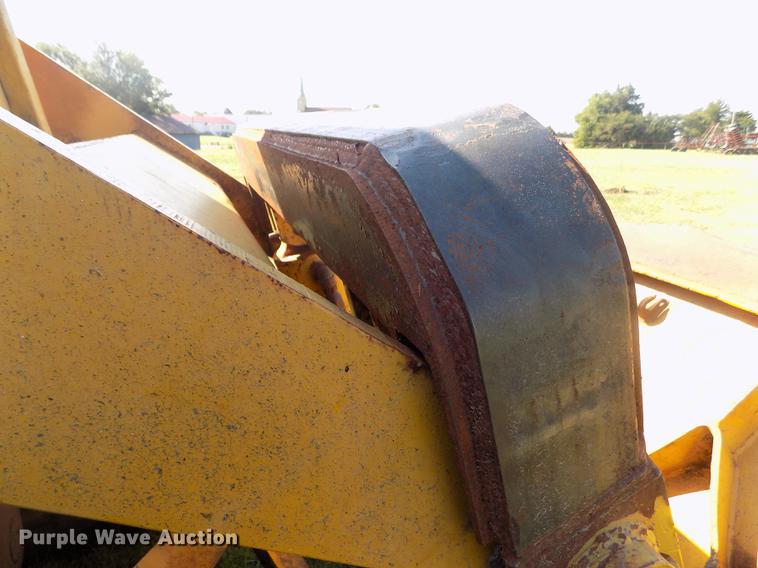image for item DB9188 1975 Michigan 175A wheel loader