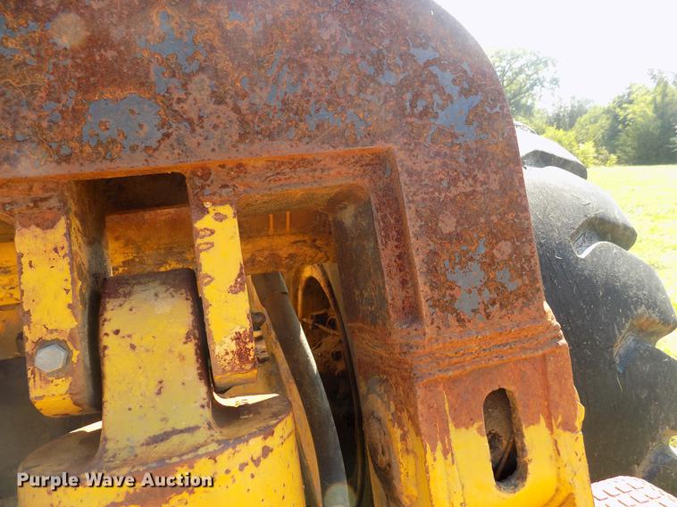 image for item DB9188 1975 Michigan 175A wheel loader