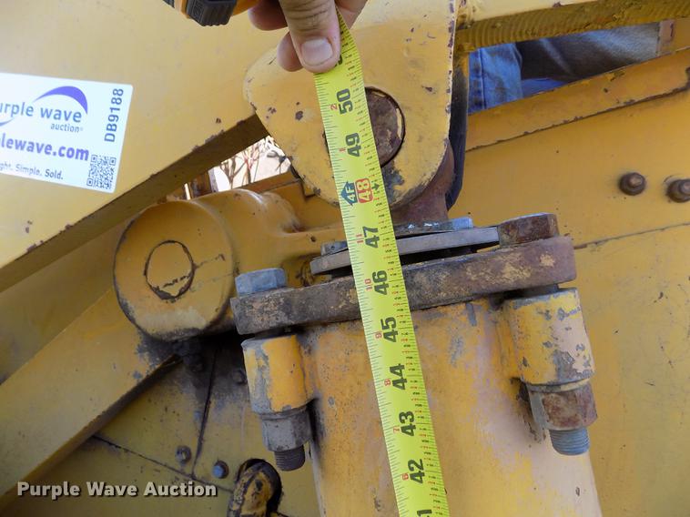 image for item DB9188 1975 Michigan 175A wheel loader