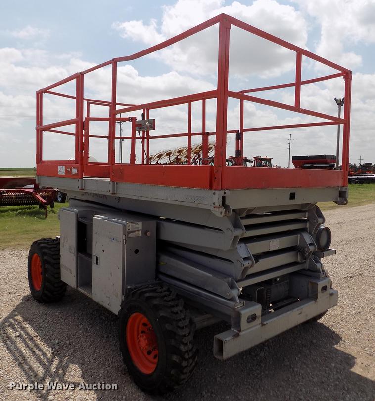 image for item DB9195 2001 Skyjack SJ8831 scissor lift