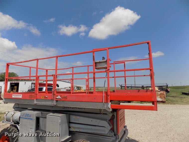 image for item DB9195 2001 Skyjack SJ8831 scissor lift