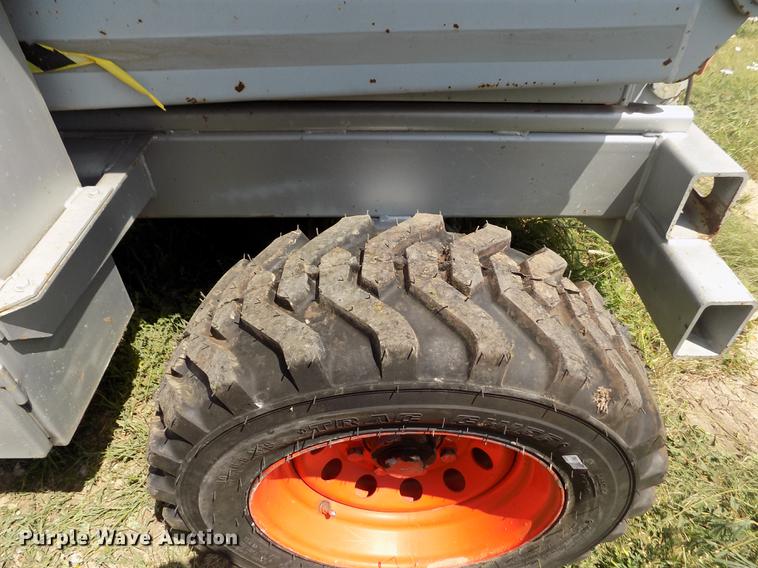 image for item DB9195 2001 Skyjack SJ8831 scissor lift