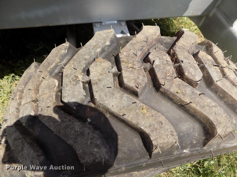 image for item DB9195 2001 Skyjack SJ8831 scissor lift