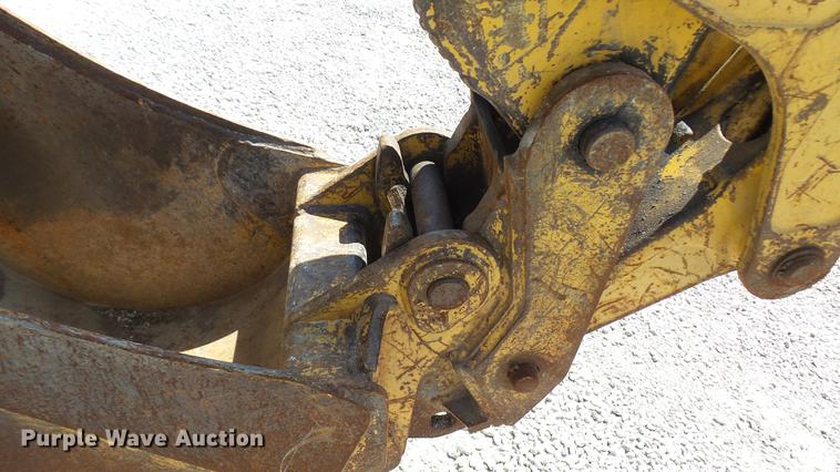image for item DB9302 1997 John Deere 310E backhoe